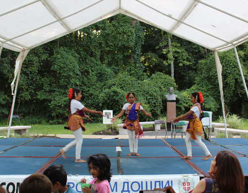 Indian dancers in Serbian Garden